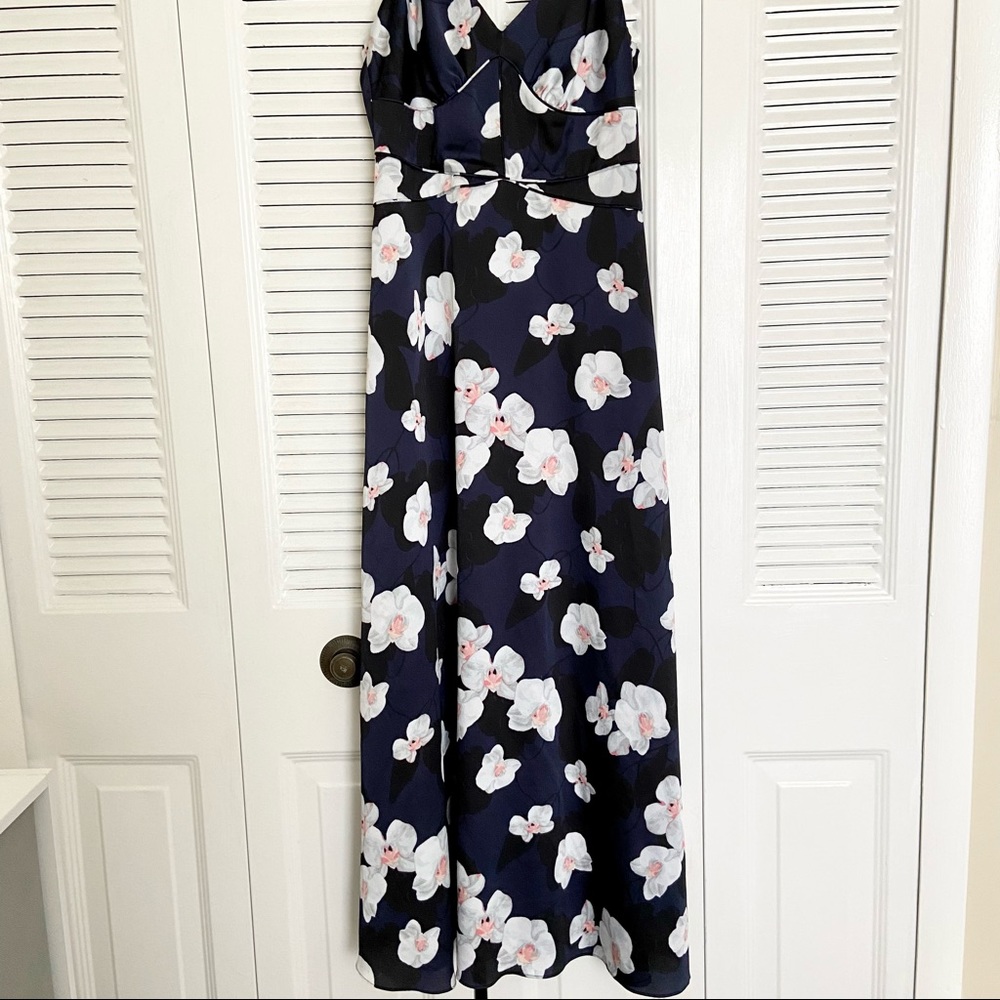 Banana Republic Navy Blue Floral Maxi Dress Women’s Size 2 Satin - Picture 2 of 15